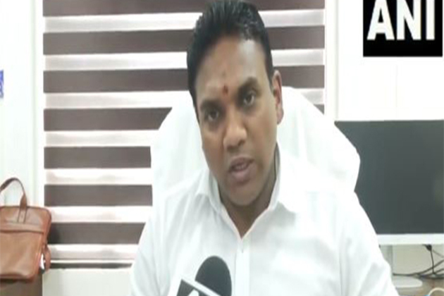"NHIDCL, BRO instructed to complete road work before April 25": Uttarakhand health Secretary