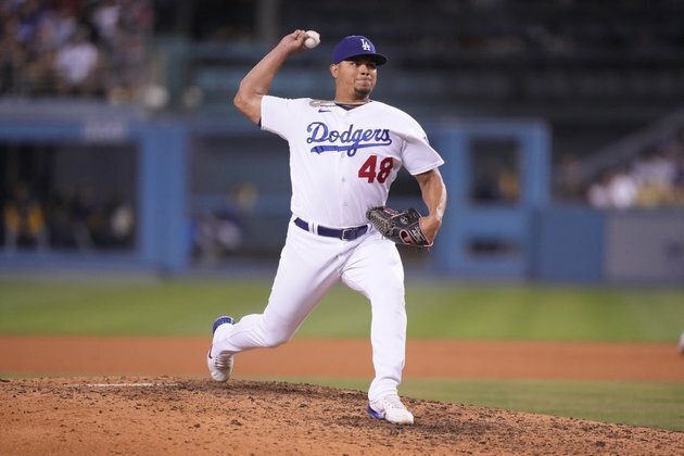 Padres, Dodgers bring tuckered bullpens into series finale