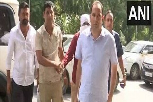 Delhi Police arrests another man for sending Indian SIM cards to Pakistani operatives