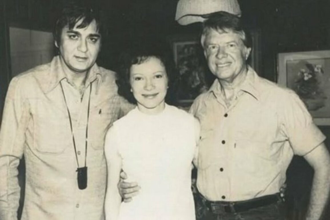 Priya Dutt shares vintage pic of Sunil Dutt with Jimmy Carter