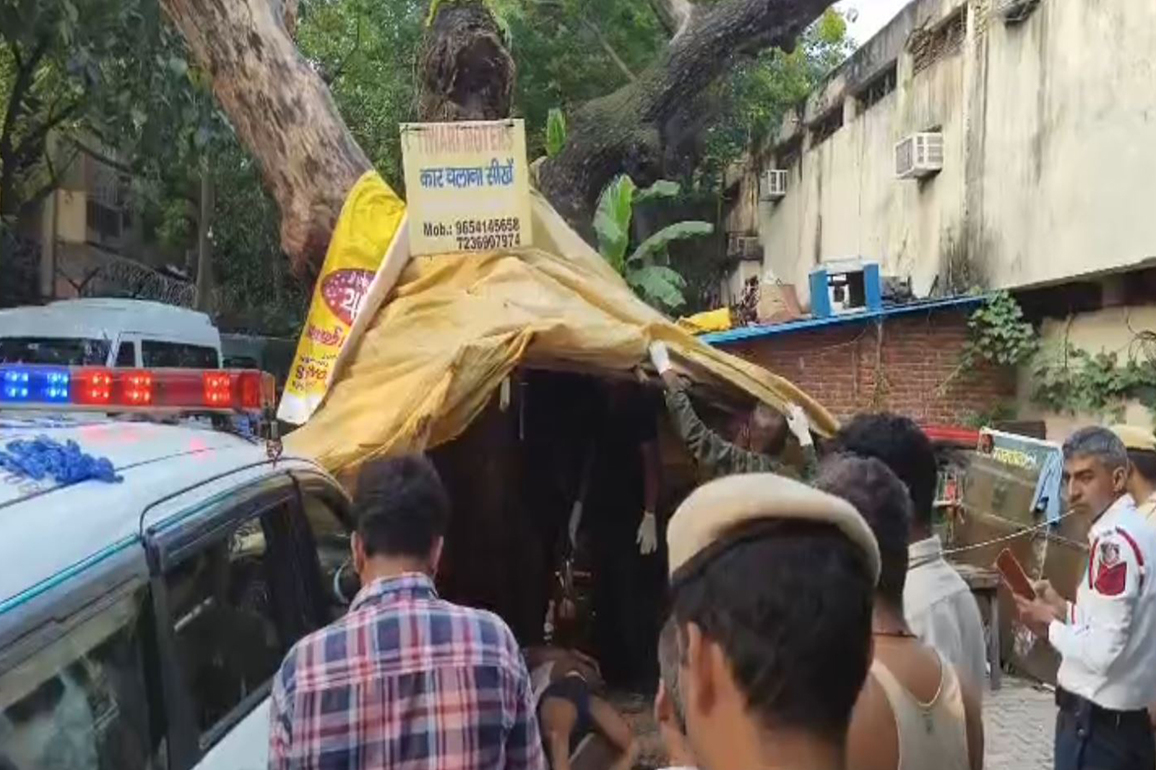 Delhi Police PCR van hits man on Thana Mandir Marg, victim dies