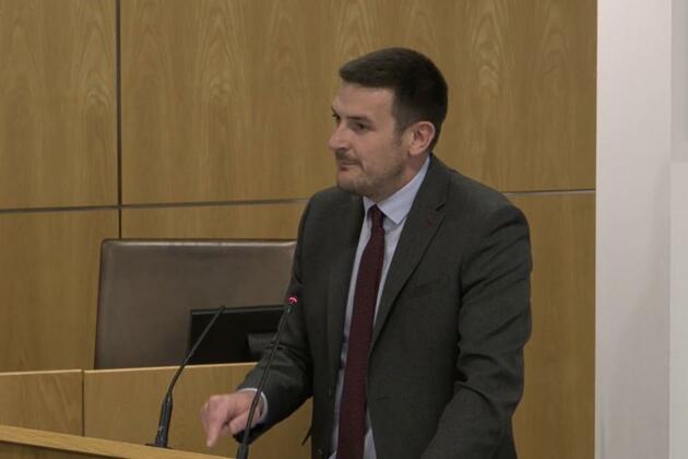 Calls to declare health emergency over NHS in Wales rejected