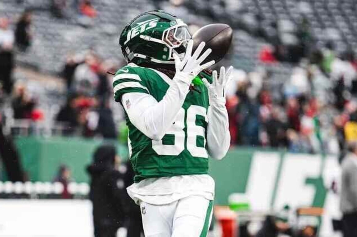 Jets Re-Sign TE Jelani Woods