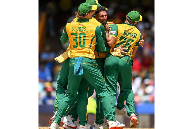 Mitchell Santner credits South Africa's bowling after facing 7-wicket loss in 5-match T20I series opener