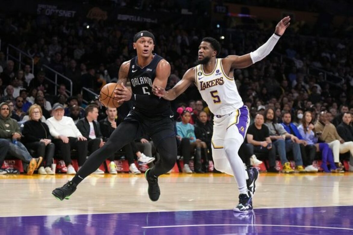 Austin Reaves' big night sends Lakers past Magic