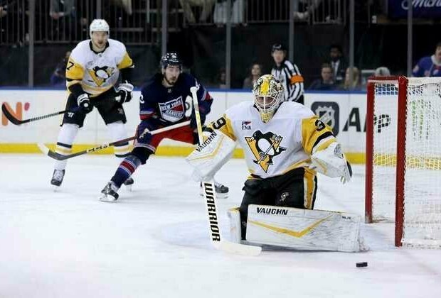 NHL roundup: Penguins, without two stars, edge Rangers