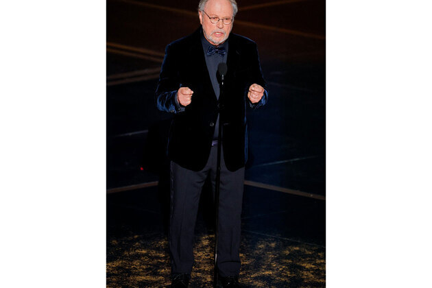 "His movies will last lifetimes": Billy Crystal leads Oscars tribute to Rob Reiner