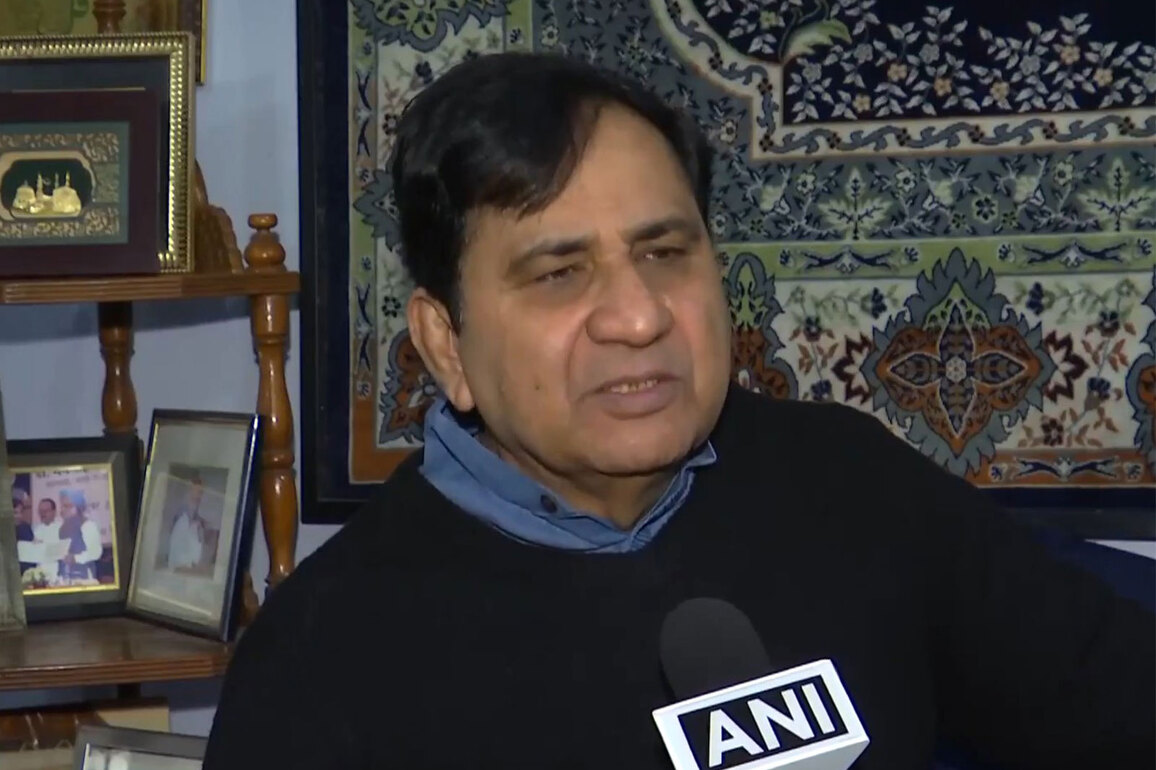 "No internal democracy in Congress, whatever Rahul Gandhi says is final": Shakeel Ahmad
