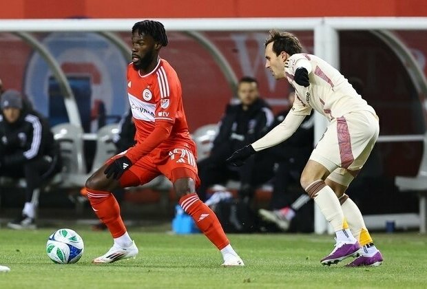 D.C. United earn draw with Fire on late bicycle-kick goal