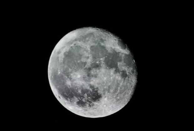 Scientists analyse first fresh samples from moon in more than 40 years