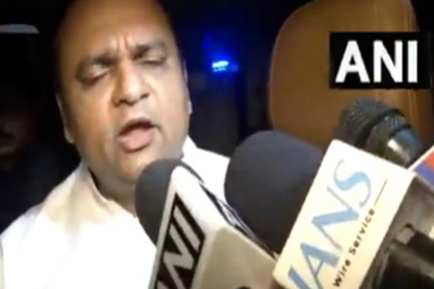 "Very unfortunate", says Maha Assembly Speaker Rahul Narwekar on clash between BJP MLA Gopichand Padalkar and NCP-SCP leader Jitendra Awhad