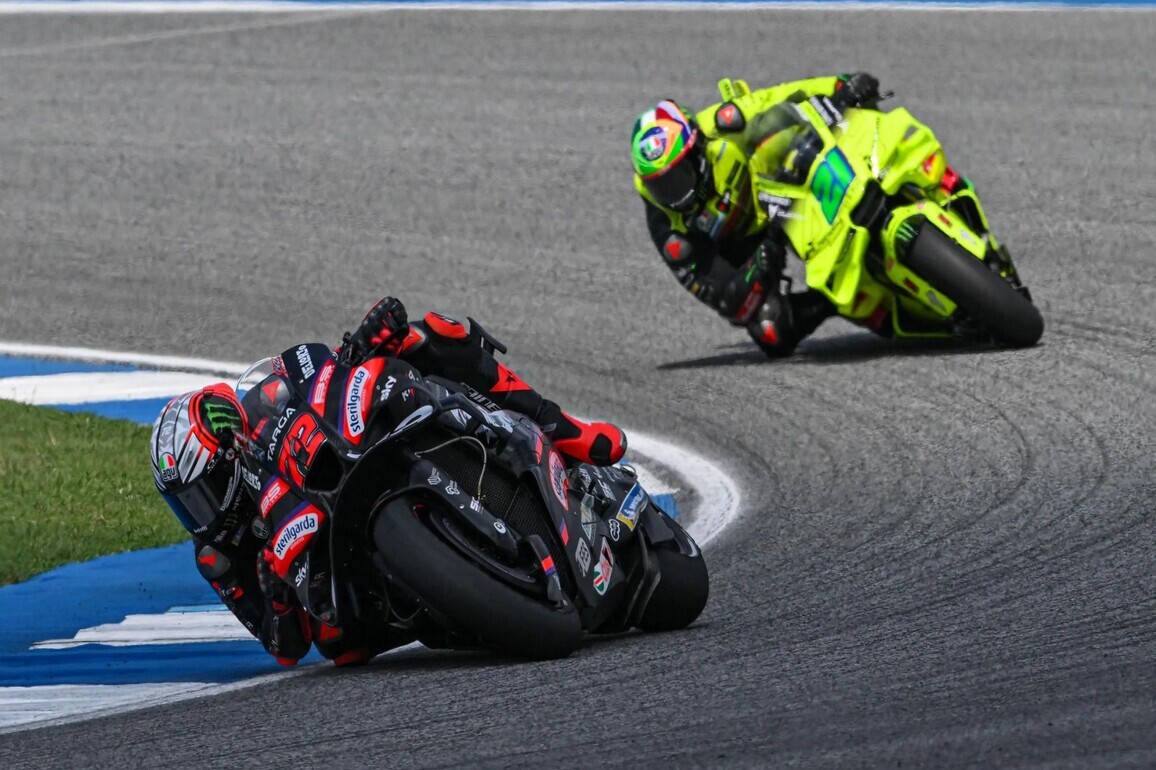 0.035s splits polesitter Bezzecchi and Marc Marquez in tantalising Thai Q2
