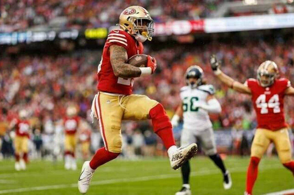 Five Things to Know About New Chiefs RB Elijah Mitchell
