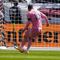 Lionel Messi's brace helps Inter Miami slay Rapids in front of huge crowd