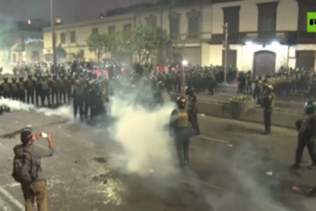 One dead, over 100 injured in youth-led protest in Peru (VIDEOS)