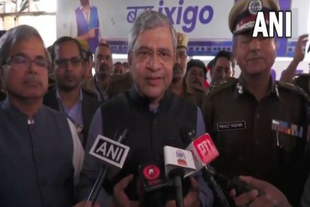 Everyone's cooperation allowed us to work in coordination and operate more than 16,000 trains for Mahakumbh: Ashwini Vaishnaw