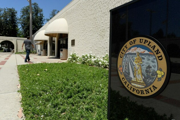 Why are southern California cities turning toward tax roll billing&quest;