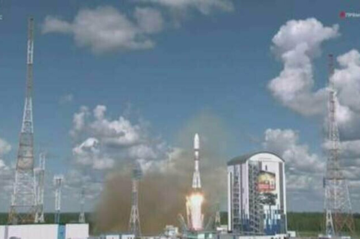 Russia launches Iranian satellite into orbit (VIDEO)