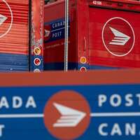 Federal government to put latest Canada Post offer up for union vote