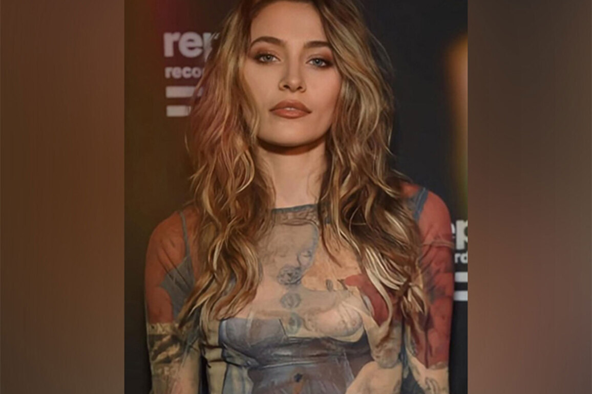 Paris Jackson says bond with father Michael Jackson is "no one's business"