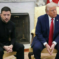 US still giving weapons to Kiev  Trump