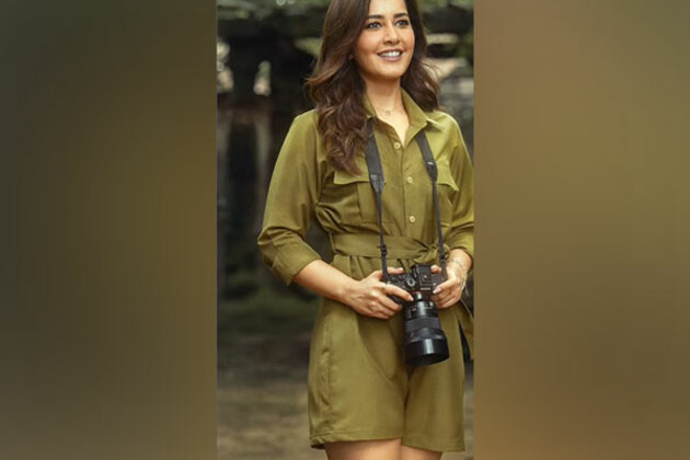 Raashii Khanna joins Pawan Kalyan in 'Ustaad Bhagat Singh'