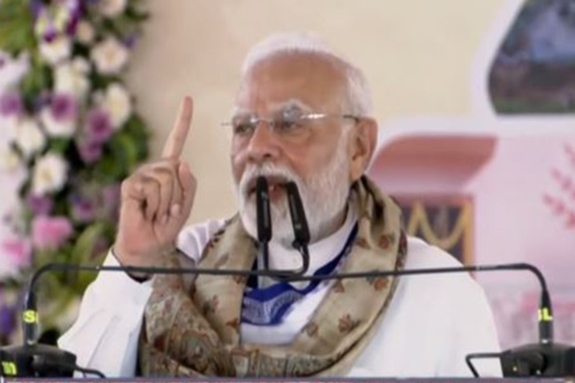 "We must protect Bihar from Congress, RJD's malicious intentions ": PM Modi targets Oppn in poll-bound State