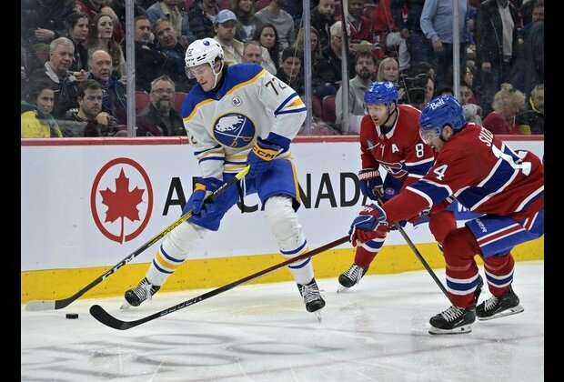 Sabres use strong second period to edge Habs