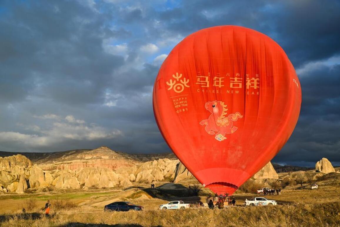 Mideast in Pictures: Trkiye's Cappadocia marks Chinese New Year with specially themed hot air balloon