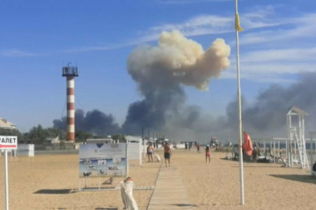 Russian military comments on blasts in Crimea