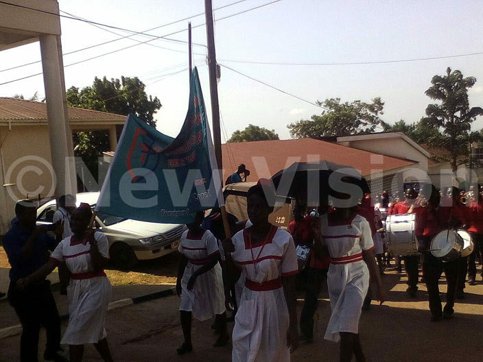  engo staff began by matching in parts of ampala