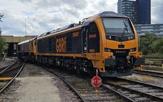 GB Railfreight unveils £150m fleet of hybrid-electric freight trains