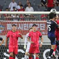 (SP)SOUTH KOREA-YONGIN-FOOTBALL-EAFF E-1-JAPAN VS SOUTH KOREA