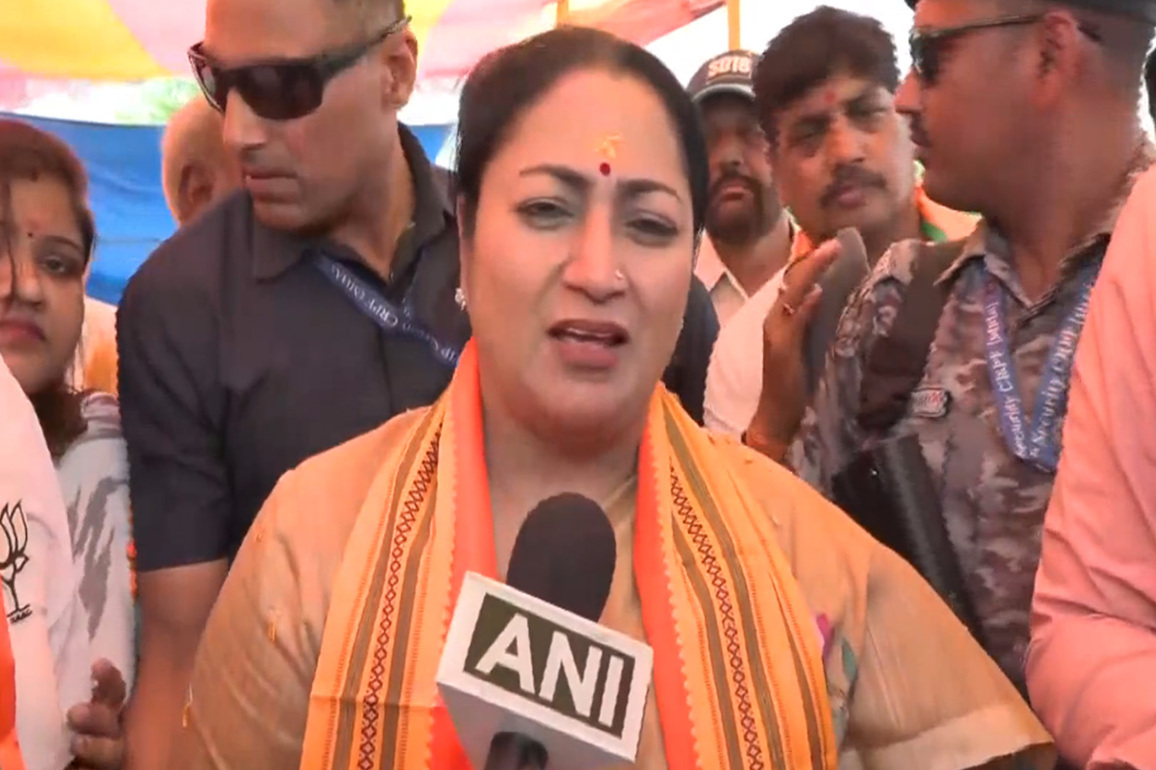 "Battle for future of youth": Delhi CM Rekha Gupta flags 'mafia rule' in Raniganj ahead of West Bengal polls