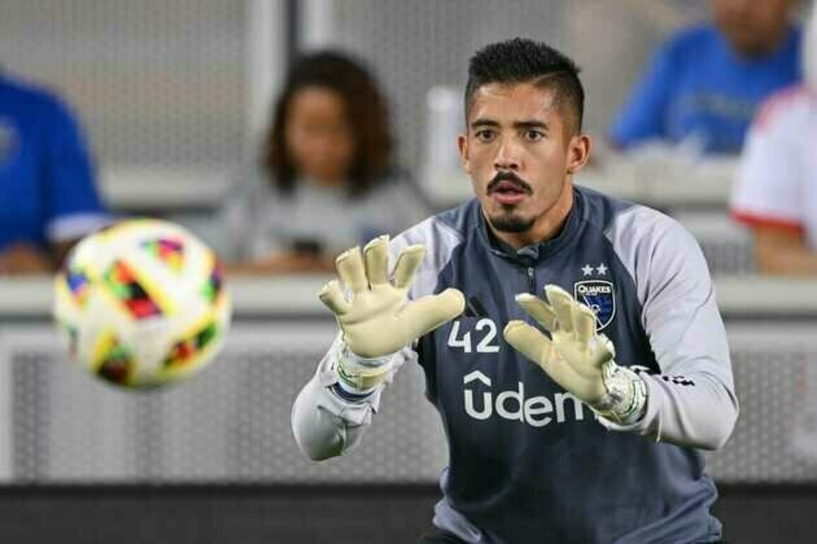 MLS roundup: Quakes sign GK Daniel to extension