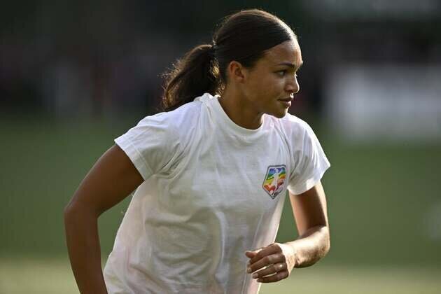 Reports: Thorns F Sophia Wilson exercises record $1M option