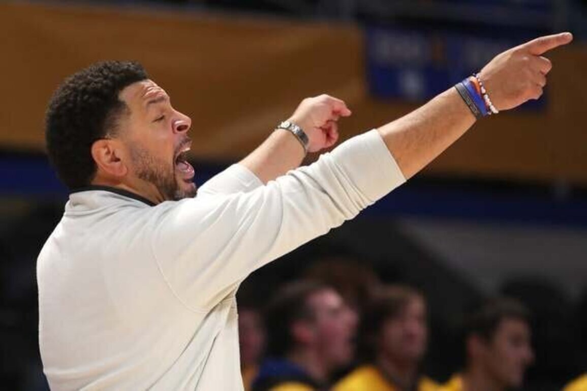 Pitt looks to stop three-game losing skid as Binghamton visits