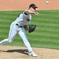 White Sox release former All-Star Noah Syndergaard
