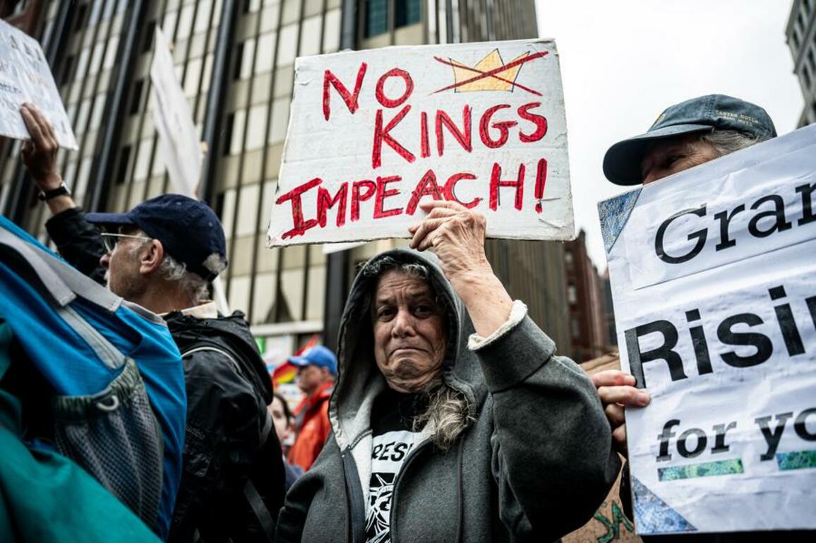 World Insights: Military parade amid "No Kings" protests mirrors distortion of U.S. democracy