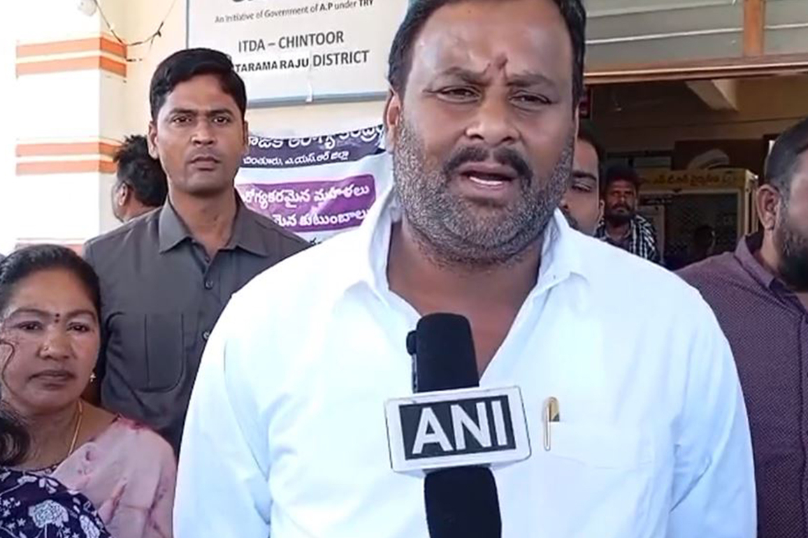Andhra govt announces Rs 5 lakh ex-gratia for kin of deceased in bus accident: State Minister Ramprasad Reddy