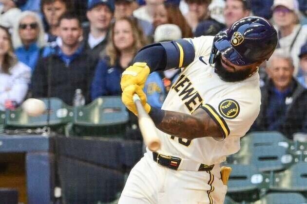 Luis Rengifo leads Brewers to easy win over Padres