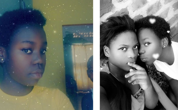 Nakimuli (ku kkono y'afudde) ate ku ddyo ng'ali ne mukwano gwe. Nakimuli (ku kkono y'afudde) ate ku ddyo ng'ali ne mukwano gwe.