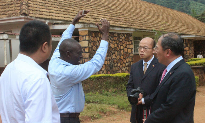 Chinese community donate items to Bududa victims Chinese community donate items to Bududa victims