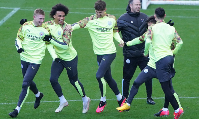 Premier League clubs vote to resume contact training Premier League clubs vote to resume contact training
