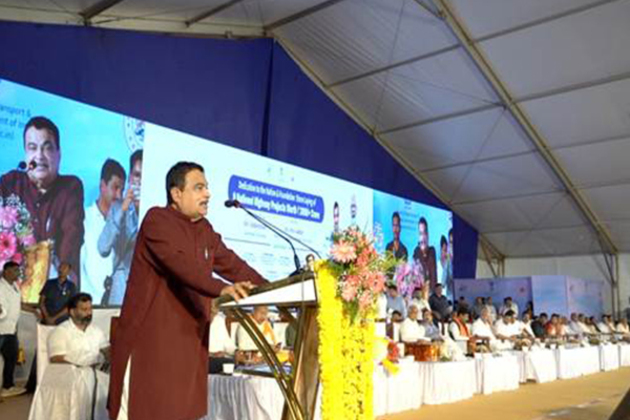 Union Minister Nitin Gadkari lays foundation stone and inaugurate nine National Highway projects in Karnataka