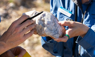 HPQ from Mt Isa. Credit: Geoscience Australia.