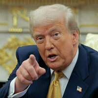 Trump issues fresh nuclear threat to Iran