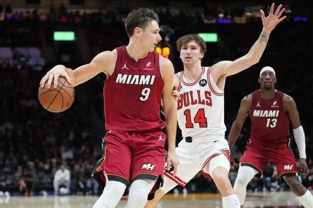 Short-handed Bulls, Heat ready for round 3