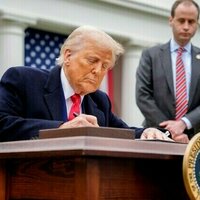 Trumps sledgehammer approach may cause trade wars  financial analyst