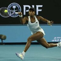 Coco Gauff rolls past Karolina Muchova to reach Miami Open final